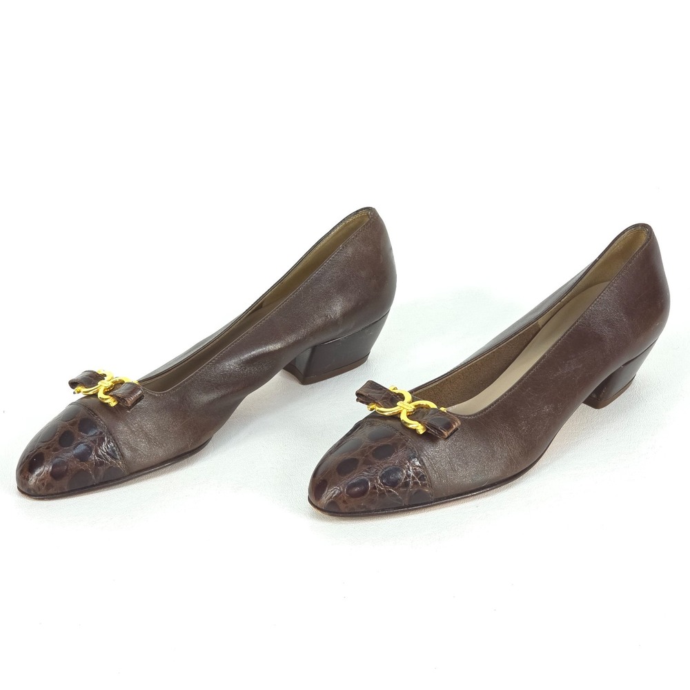 Salvatore Ferragamo Croc Embossed Leather Pumps 6B Gancini Low Kitten Heel Italy - Picture 3 of 11